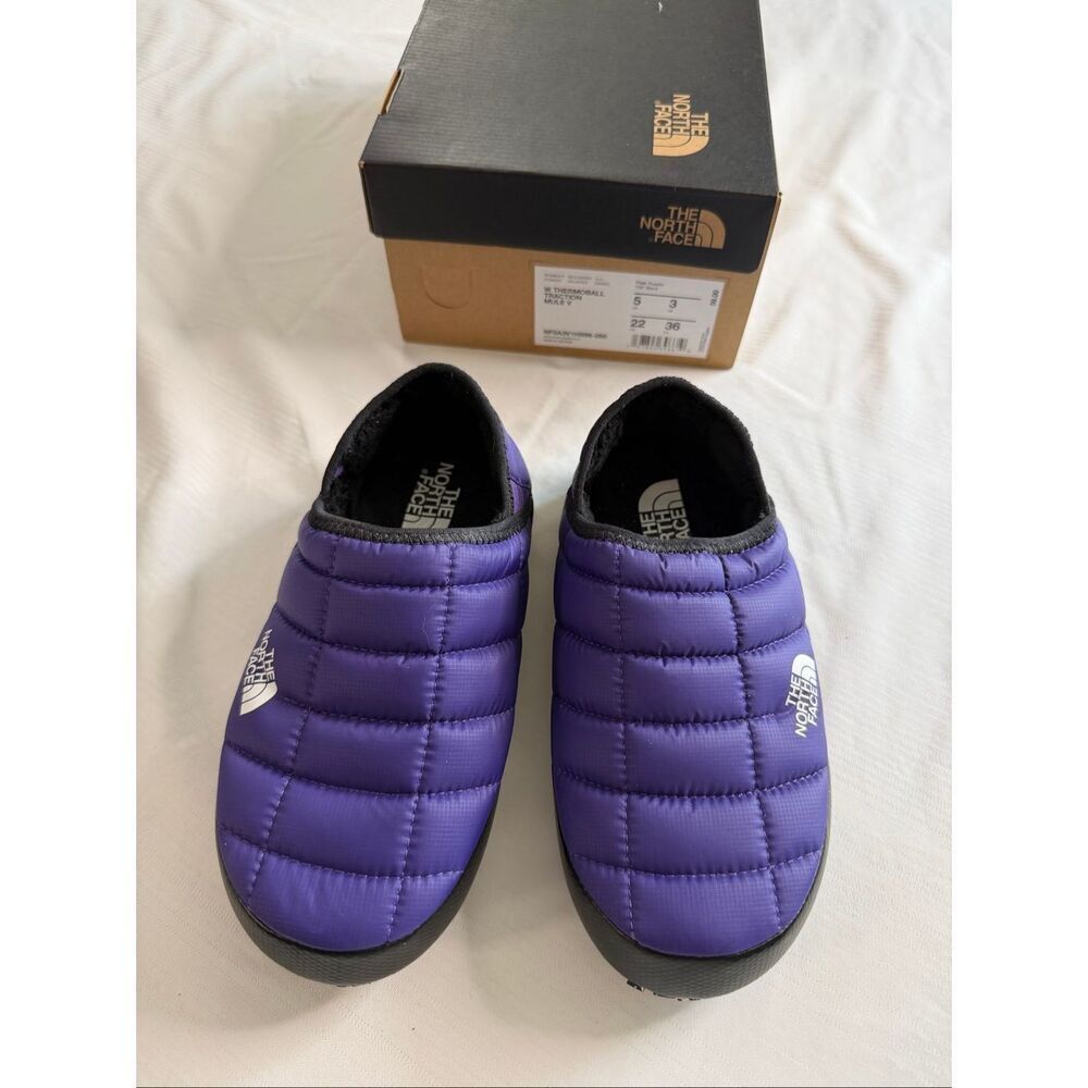 The North Face Women’s Thermoball Traction Mule Peak Purple Shoes Size 5